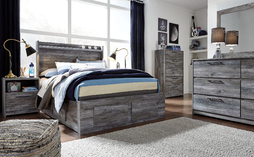 Image of Baystorm - Full Panel Bed With 4 Storage Drawers - 9 Pc. - Dresser, Mirror, Full Bed, 2 Nightstands - Gray