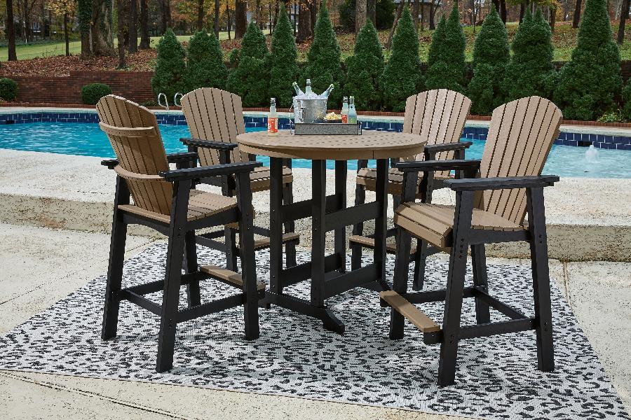 Image of Fairen Trail - 5 Pc. - Dining Set with 4 Chairs - Black / Driftwood