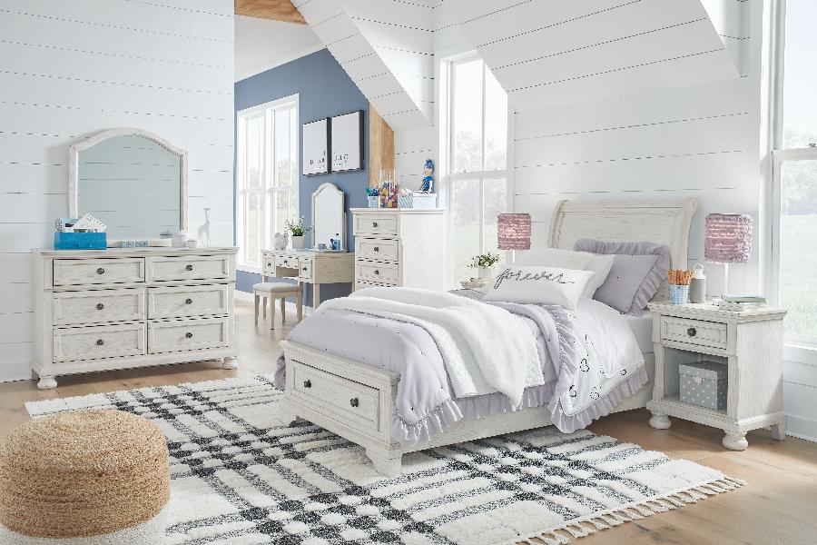 Image of Robbinsdale - 10 Pc. - Dresser, Mirror, Chest, Twin Sleigh Storage Bed, 2 Nightstands, Vanity Set - Antique White