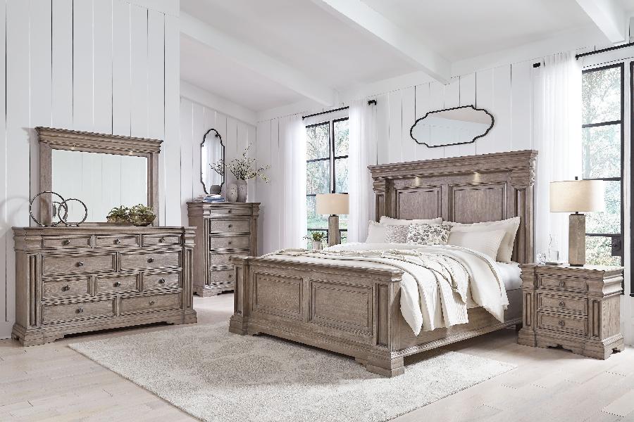 Image of Blairhurst - 7 Pc. - Dresser, Mirror, King Panel Bed, 2 Nightstands - Light Grayish Brown