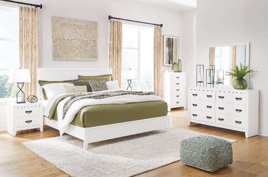 Image of Binterglen - 4 Pc. - Dresser, Mirror, California King Panel Bed - White