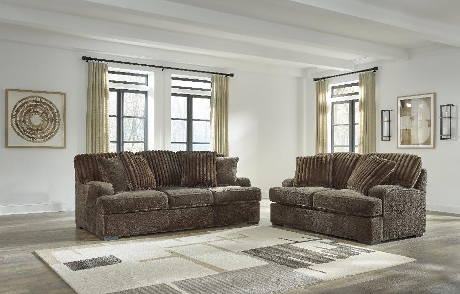 Image of Aylesworth - 2 Pc. - Sofa, Loveseat - Chocolate