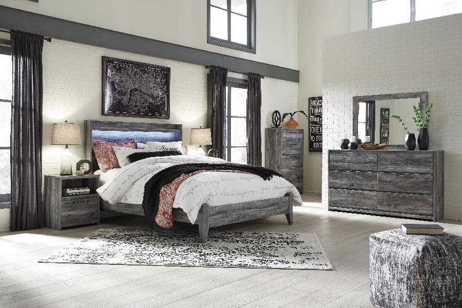 Image of Baystorm - 7 Pc. - Dresser, Mirror, Chest, King Panel Bed, 2 Nightstands - Gray
