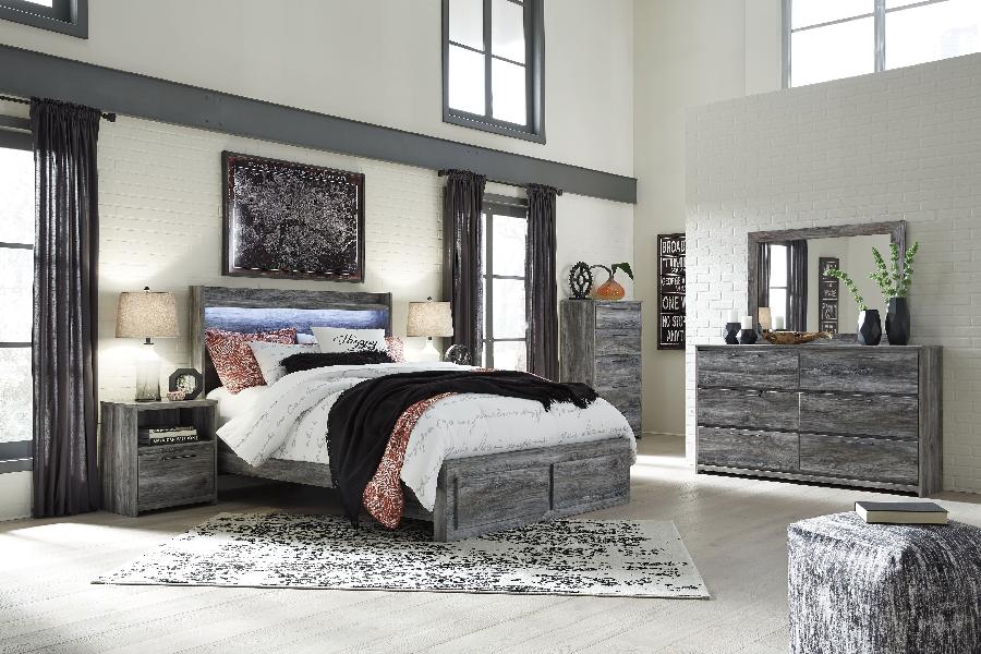 Image of Baystorm - 9 Pc. - Dresser, Mirror, Chest, King Panel Bed with 2 Storage Drawers, 2 Nightstands - Gray