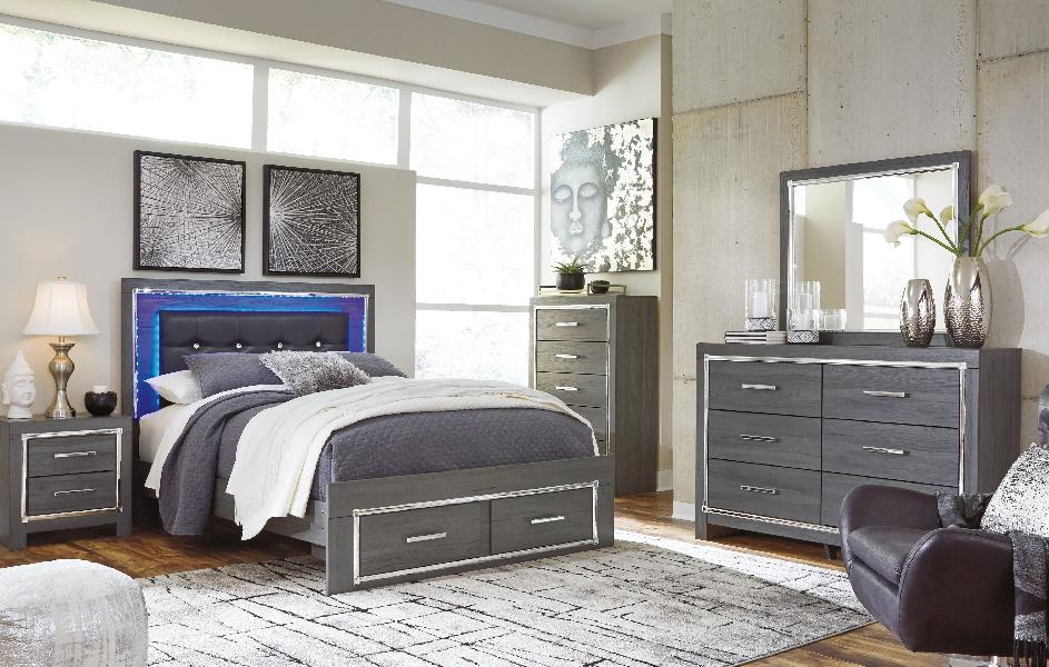 Image of Lodanna - 9 Pc. - Dresser, Mirror, Chest, Queen Platform Bed with 2 Storage Drawers, 2 Nightstands - Gray