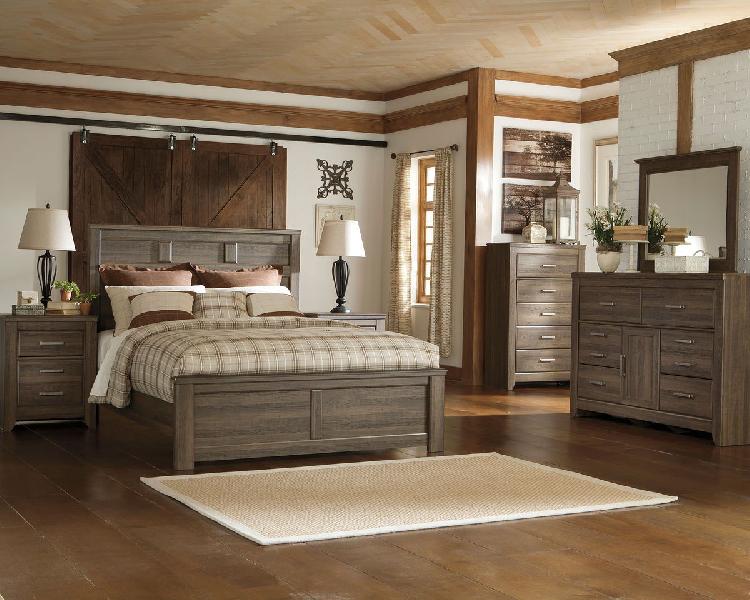 Image of Juararo - 5 Pc. - Dresser, Mirror, Queen Panel Bed - Dark Brown