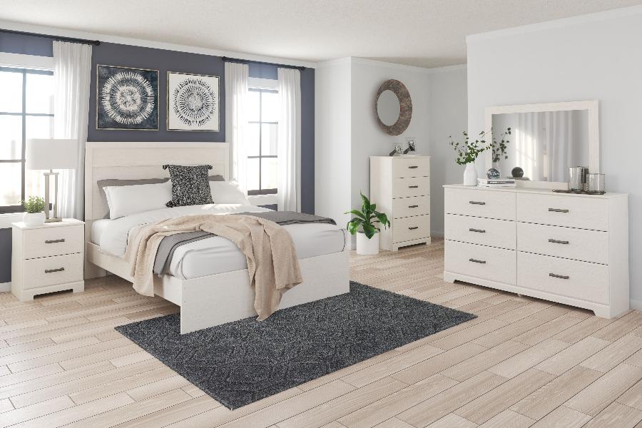 Image of Stelsie - 5 Pc. - Dresser, Mirror, Chest, King Panel Bed - White