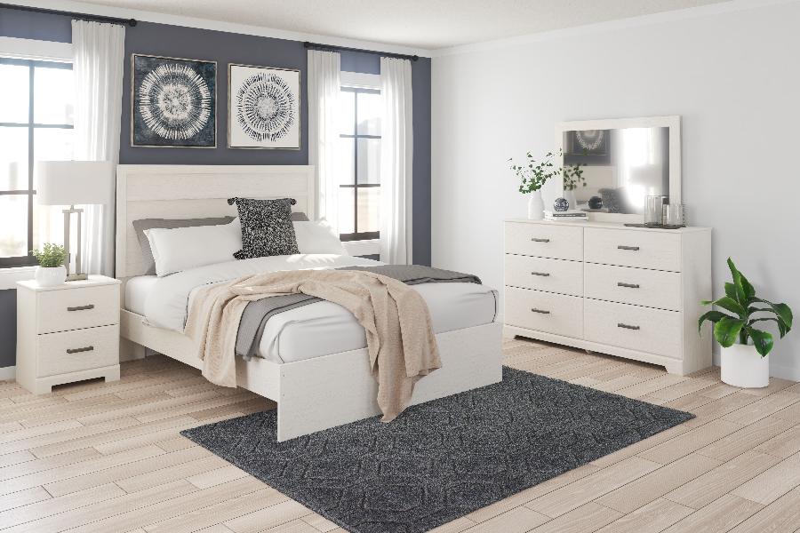 Image of Stelsie - 6 Pc. - Dresser, Mirror, Queen Panel Bed, 2 Nightstands - White