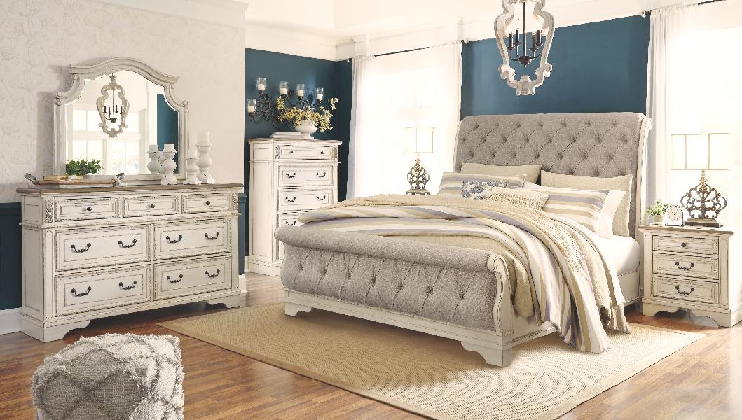 Image of Realyn - 8 Pc. - Dresser, Mirror, Chest, King Upholstered Sleigh Bed, 2 Nightstands - Two-tone