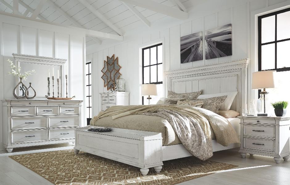 Image of Kanwyn - 6 Pc. - Dresser, Mirror, Chest, King Panel Bed with Storage Bench - Whitewash