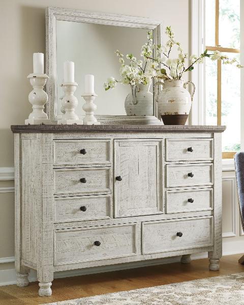 Image of Havalance - Dresser, Mirror - White / Gray